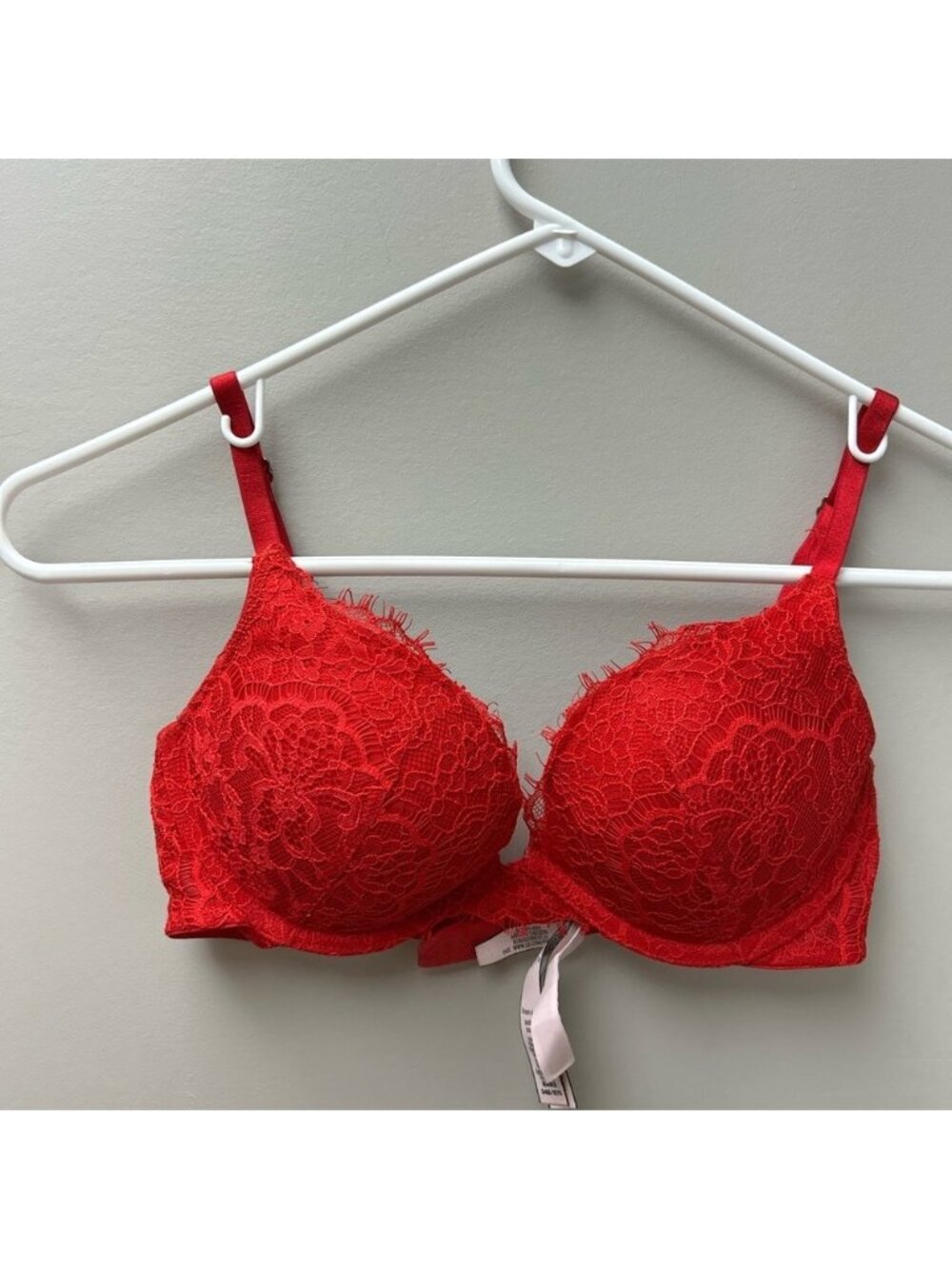 Victoria’s Secret Red Dream Angels Push Up Bra